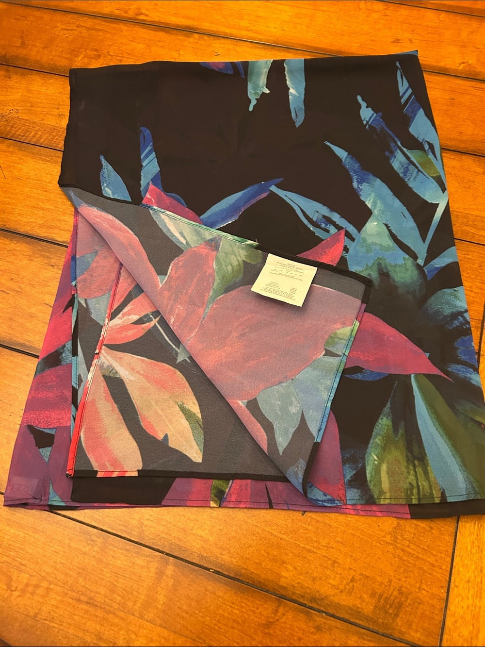 Miraclesuit Purple & Pink Floral-Print beach wrap
